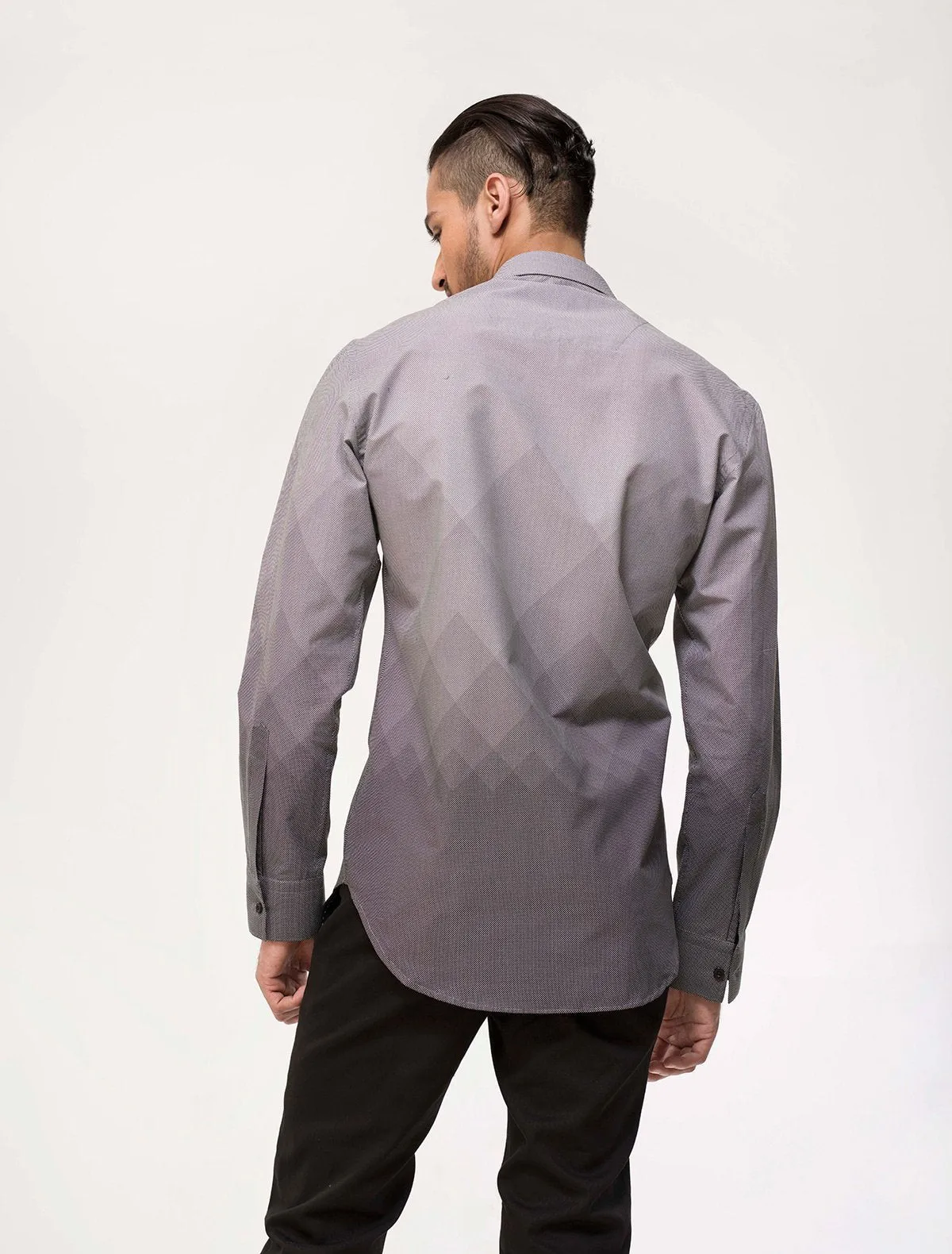 GEOMETRIC FADEOUT SHIRT