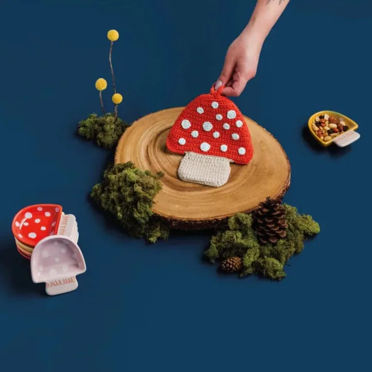 Mushroom Shaped Pinch Bowl