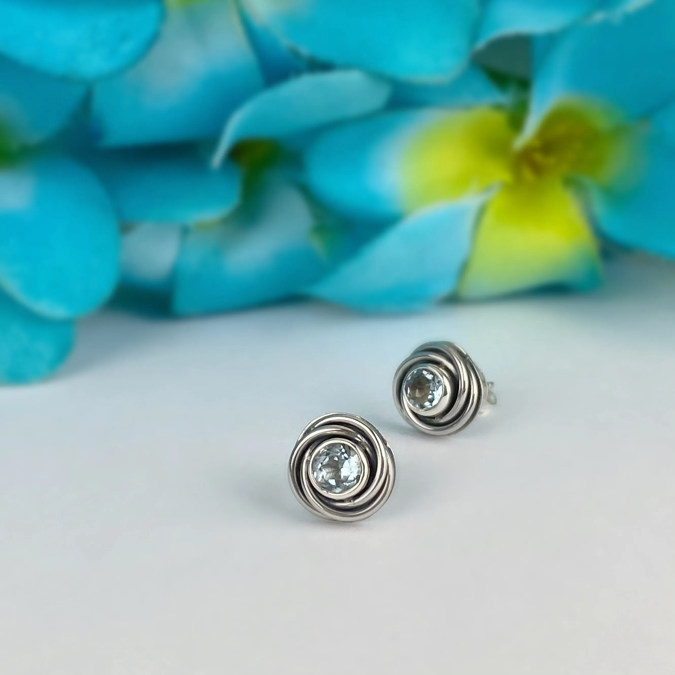 Sky Swirl Earrings - VE409BT