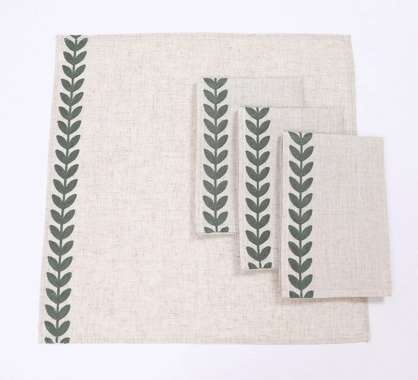 XD19203- Cute Leaves Crewel Embroidered Napkins 20 by 20-Inch, Pine